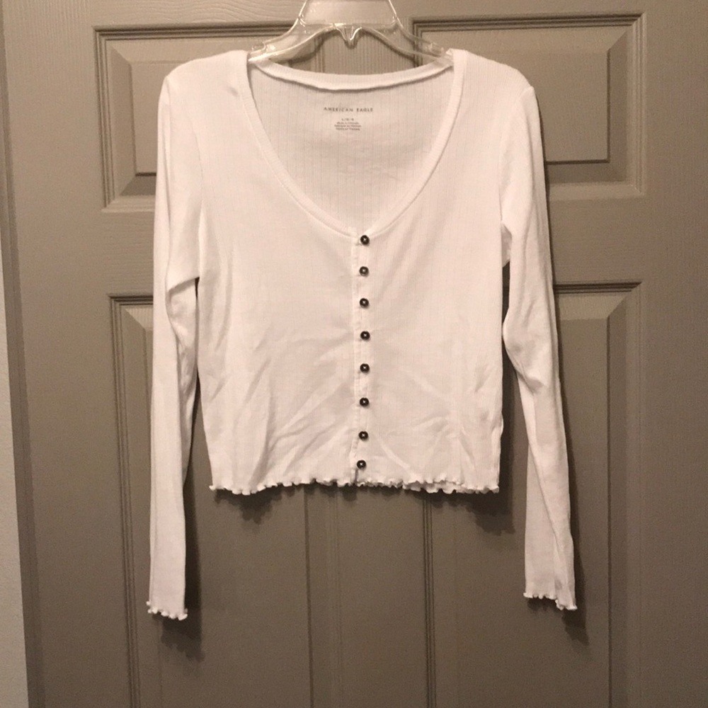 American Eagle White long sleeve crop